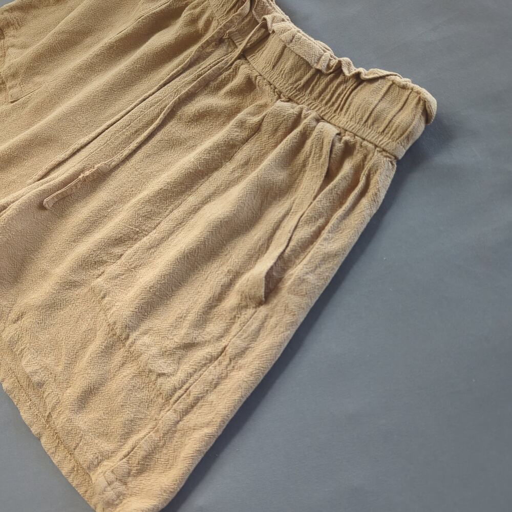 Women’s Tan Linen Blend Drawstring Lounge Shorts Size L